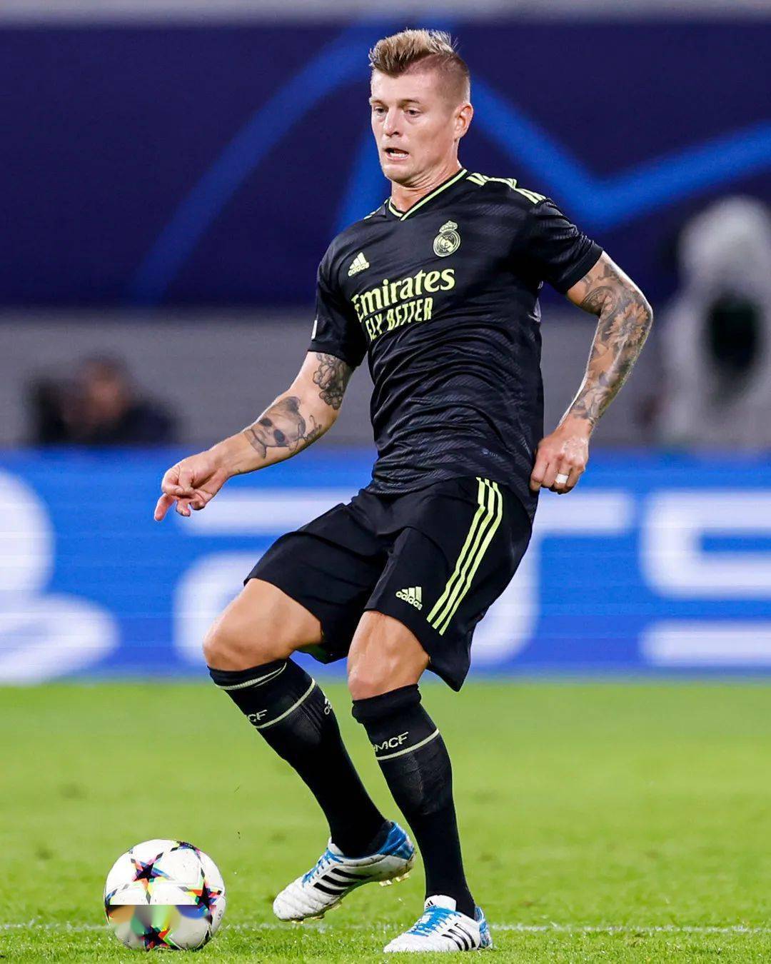 皇马vs莱比锡全场数据解析-爱游戏平台