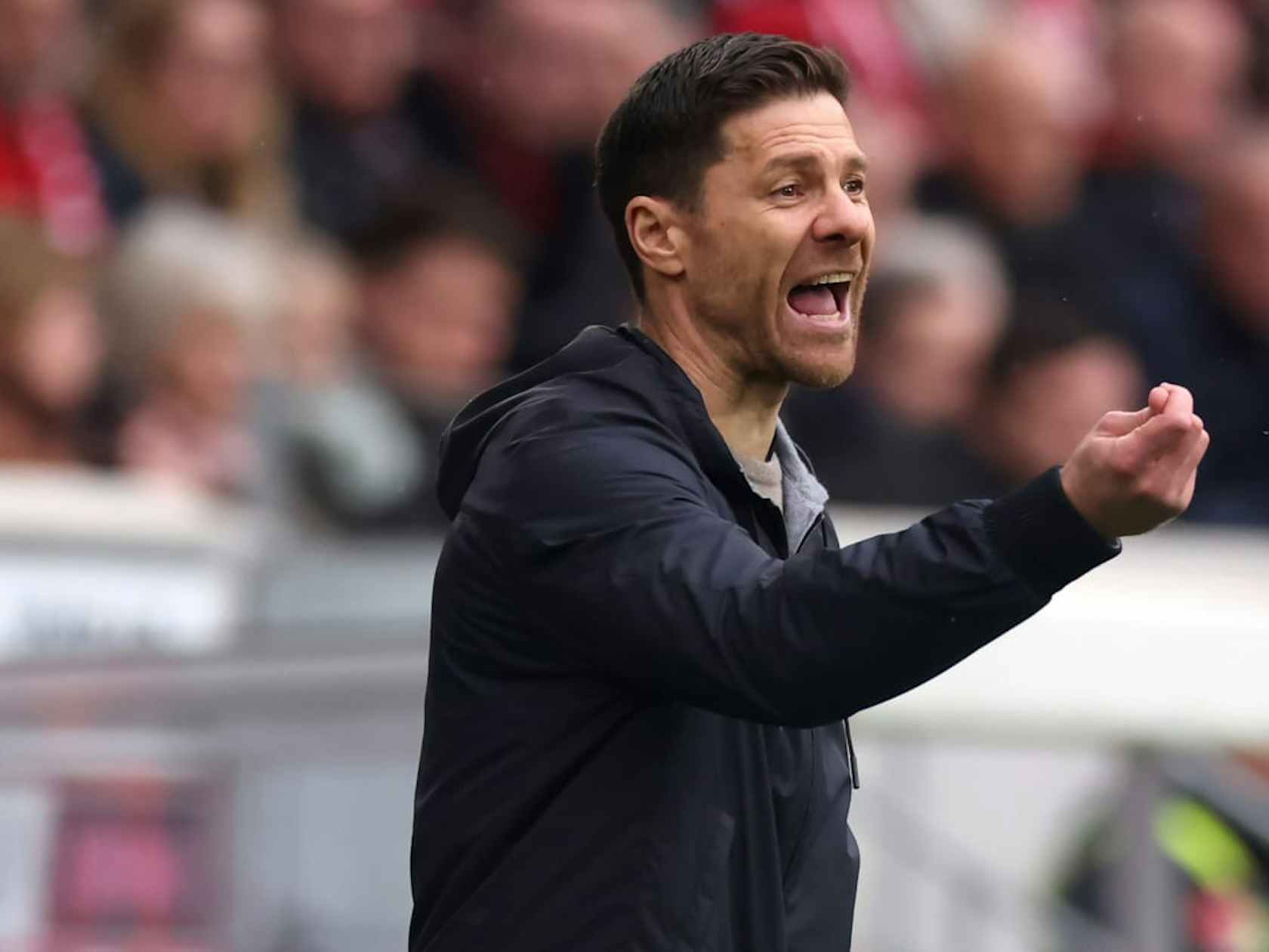 勒沃库森发布备战花絮，国际比赛日迎来里程碑，NBA总决赛任务艰巨，高层口径保持一致 -爱游戏登录入口