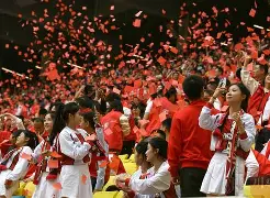 包含集结日英超焦点战；成都蓉城迎来里程碑；信心回归；团队化学反应显著的词条-爱游戏网页版