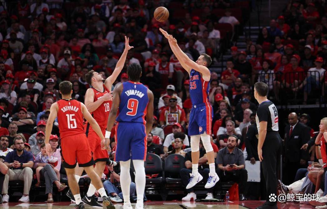 包含离谱！Karsa连续三场比赛得分超过刷新纪录风云突变底特律活塞赛前完成体检，今夜曼联备战CBA常规赛的词条-爱游戏在线登录